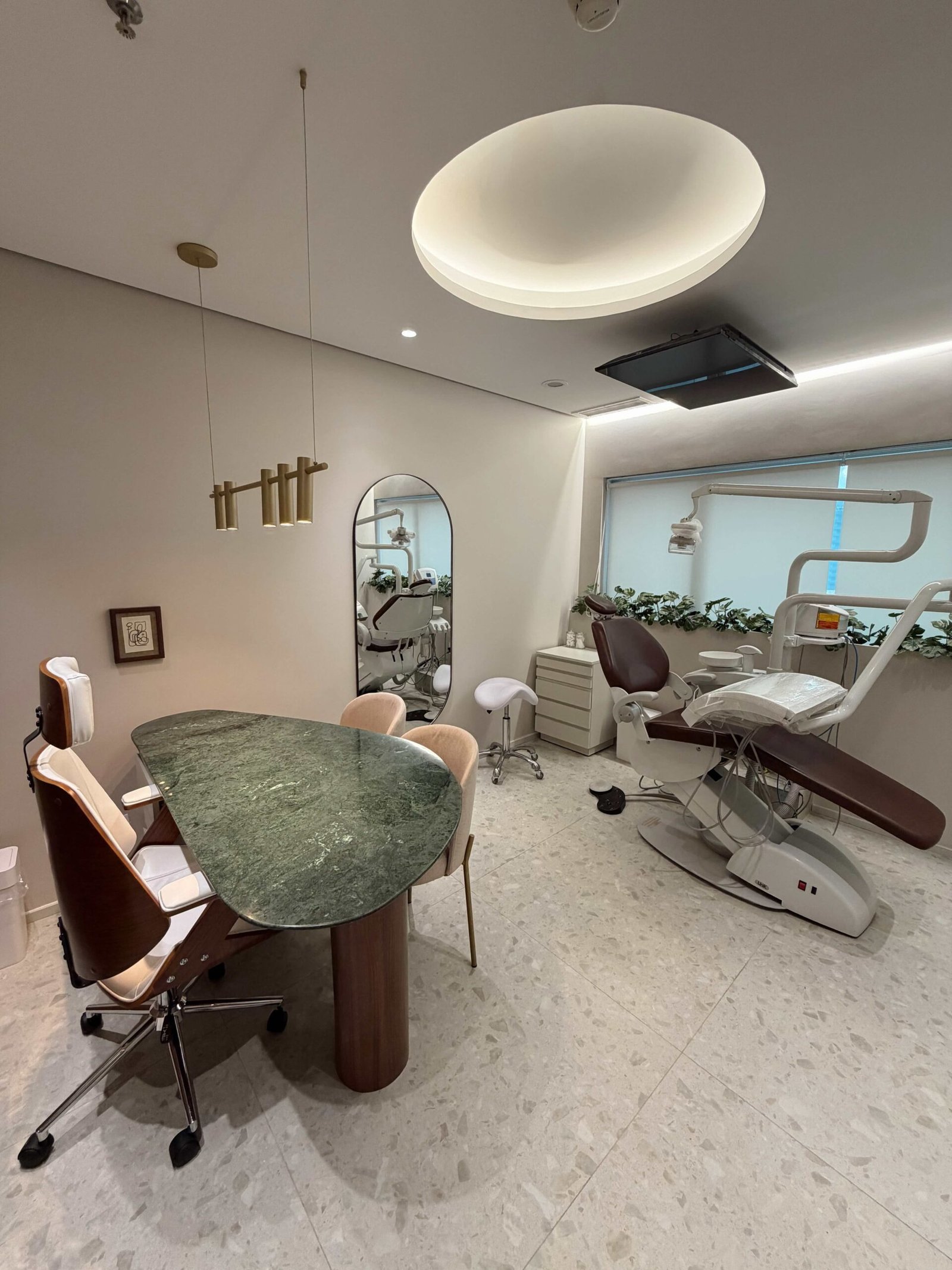 Edited in Tezza with: Vintage